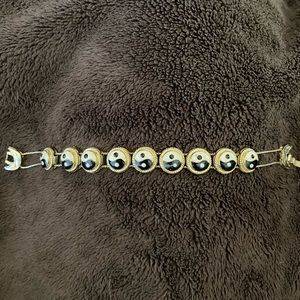 Sliding chain bracelet